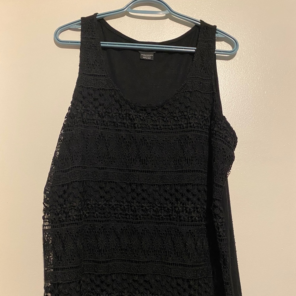 MICHEL STUDIO LACE/CROCHET SLEEVELESS TOP